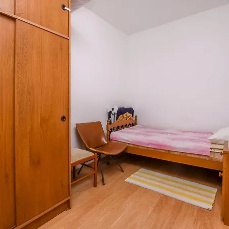 Karleusa Apartmán *