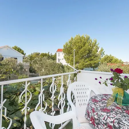 Karleusa דירה רוגוזניצה