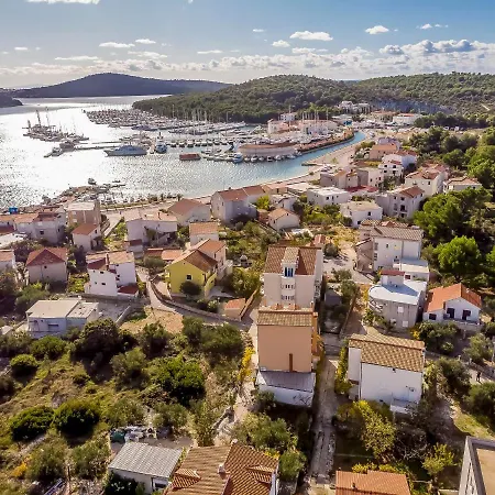 Karleusa * Rogoznica (Sibenik-Knin)